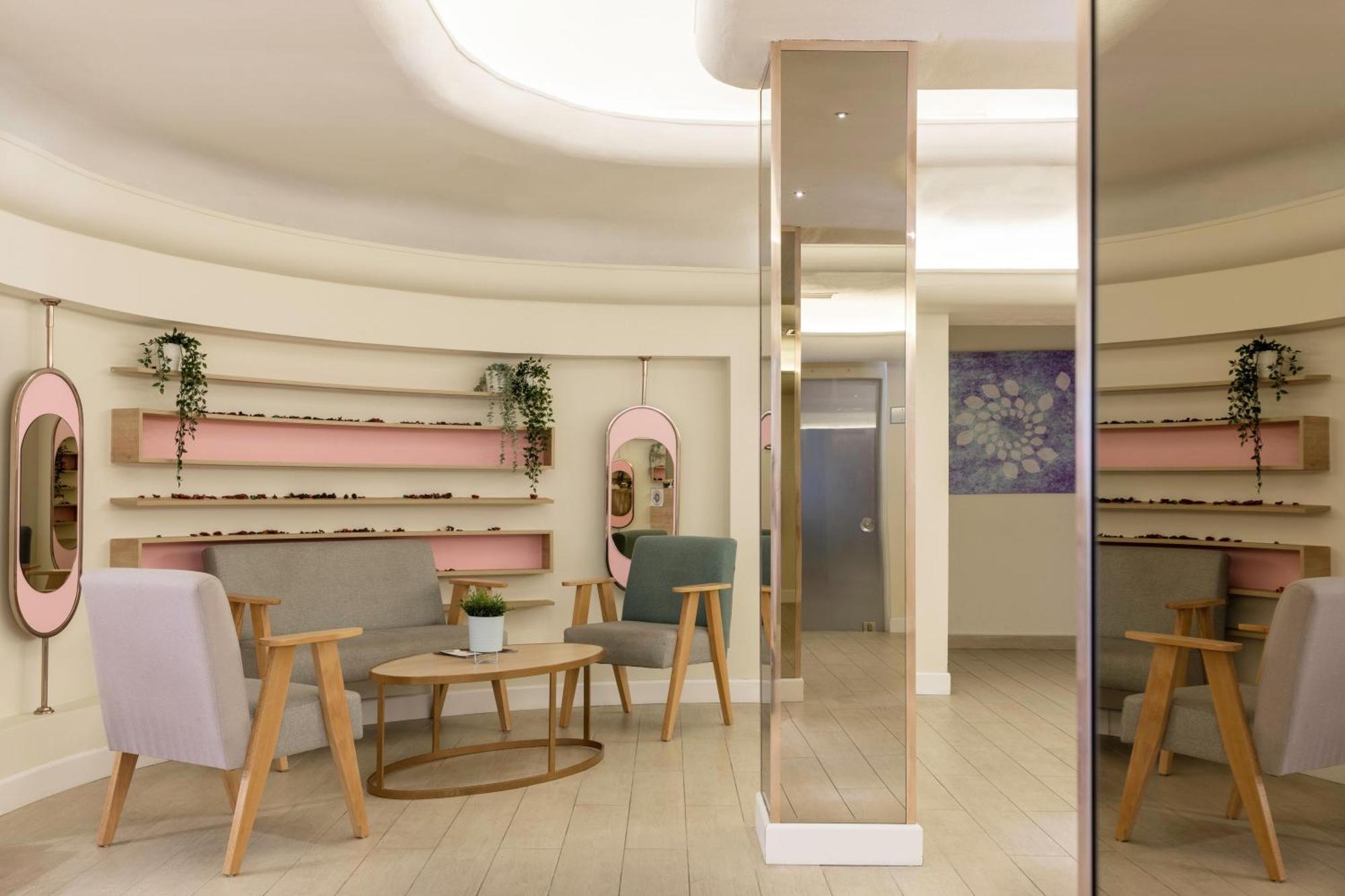 아쿠아월드 베렉 호텔 안탈리아 외부 사진 The interior of the new building
